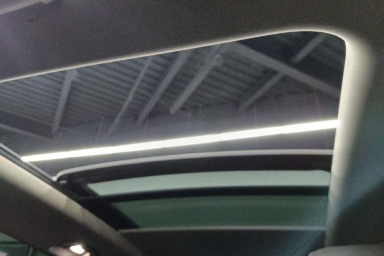 Used Buick Envision 2023 Encore S 552T Two-Wheel Drive Luxury Model
