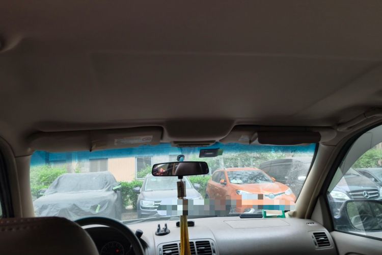 Used Buick GL8 2011 2.4L CT Comfort Edition