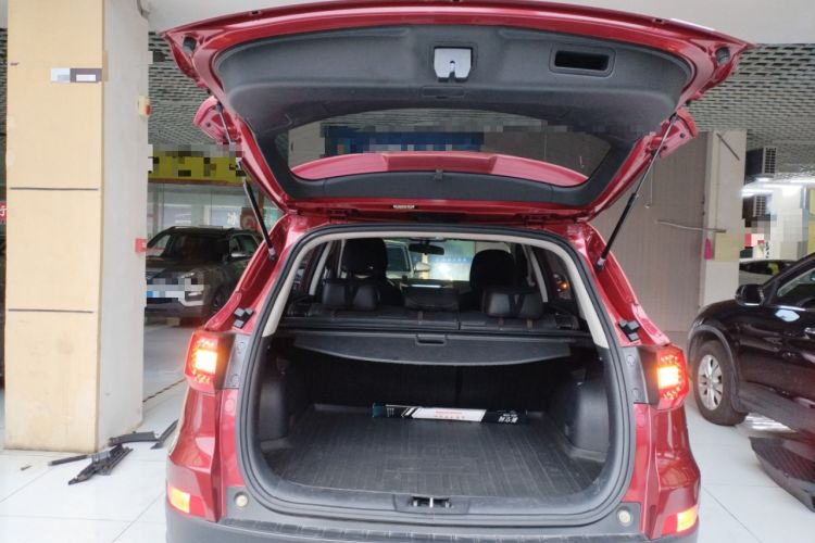 Used CHANGAN CS75 2016 2.0L Manual Luxury Version China IV Standard
