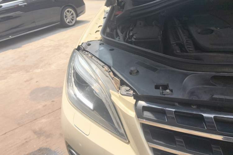 Used Mercedes-Benz M-Class 2012 ML 350 Luxury Edition Right Front Headlight