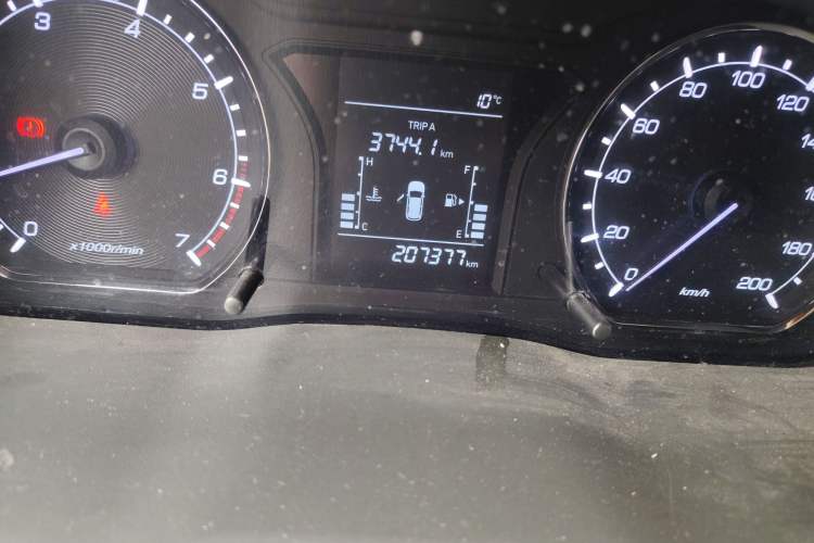 Used CHANGAN OSHAN X70A 2018 1.5L Manual Standard Edition
