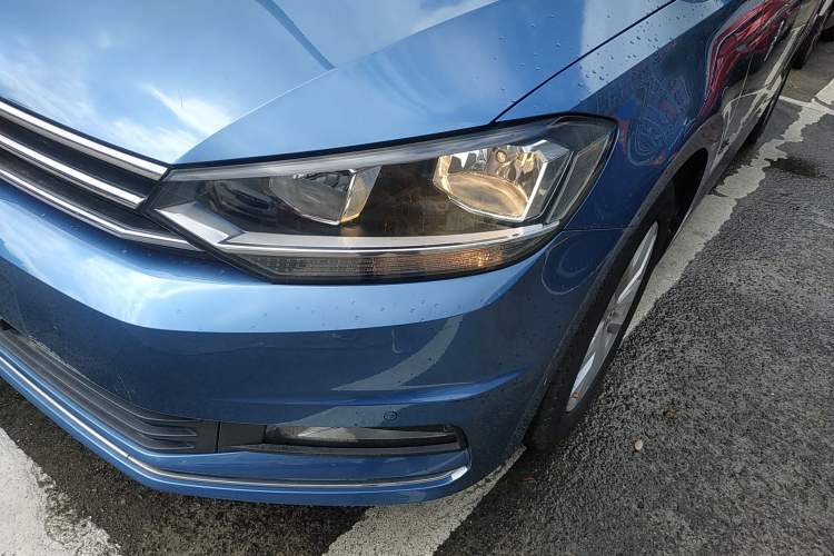 Used Volkswagen Touran 2018 Volkswagen Touran L 280TSI DSG Comfort Edition 7 Seats China V Emission Standard Left Front Headlight