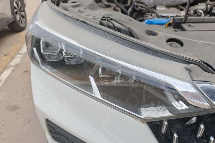 Used Bestune T77 2021 PRO 280 TID Custom Edition Exterior 6