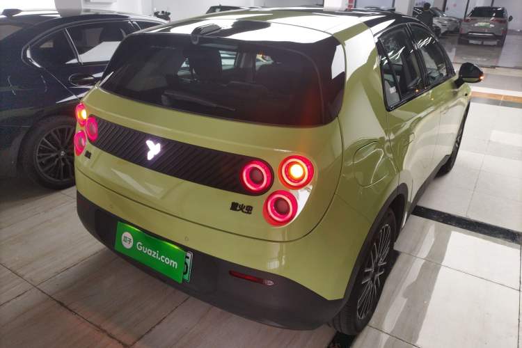 Used firefly 2025 Illuminated Edition
