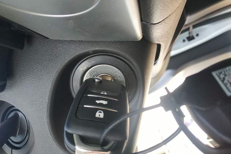 Used CHANGAN NEVO Lumin 2026 Model Treasure Edition 205km Passionate Beige Ningde