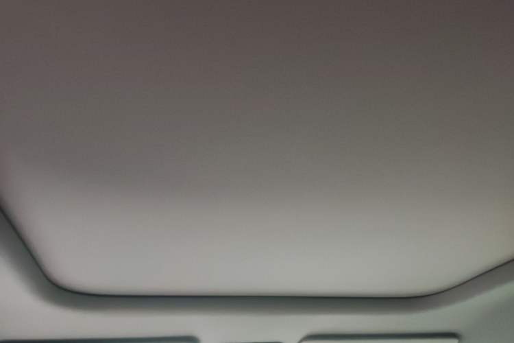 Used Volvo Volvo XC70 Plug-in Hybrid 2026 Model Two-Wheel Drive Long-Range Core