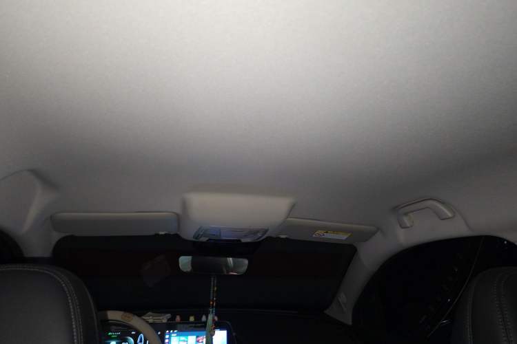 Used ORA Good Cat GT 2023 Mulan Edition 401km Luxury Version
