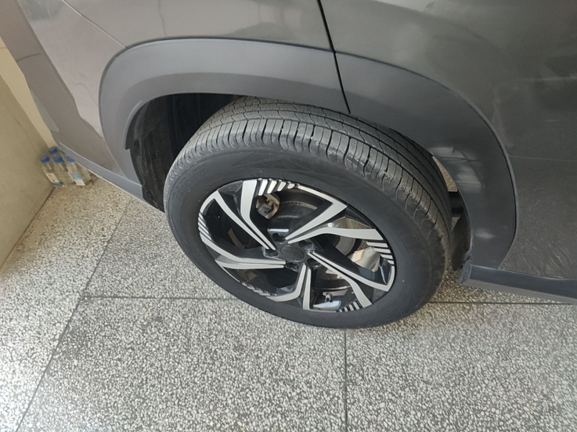 Geely Auto Emgrand X7 Sport 2024 1.5TD Dragon Edition — снимка 11