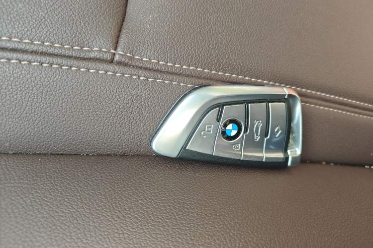 Used BMW 5 Series 2019 525Li M Sport Package
