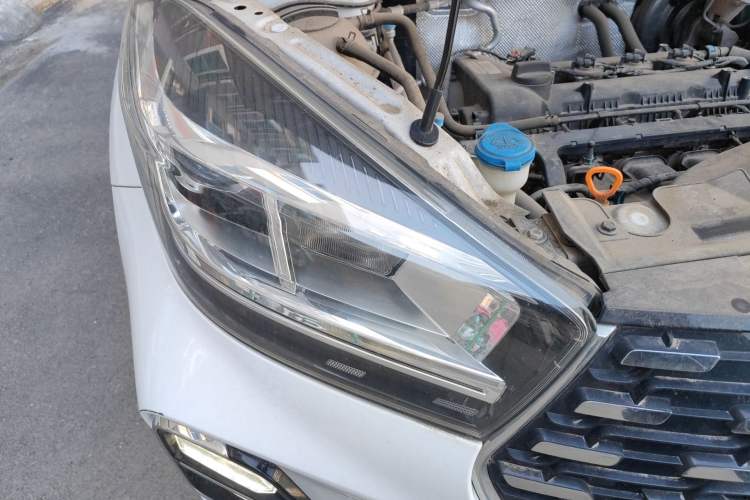 Used Chery Tiggo 5x 2020 1.5L CVT Fashion Edition Right Front Headlight