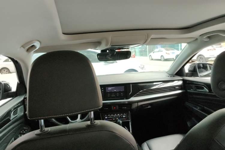 Used Volkswagen Passat 2023 330TSI Starry Elite Edition
