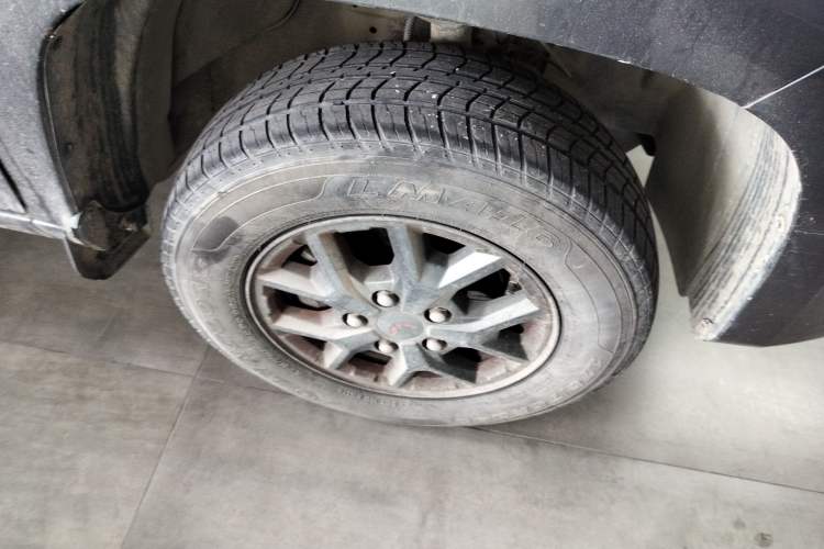 Used Wuling Zhengtu 2021 1.5L Adventure LAR Right Front Wheel Hub