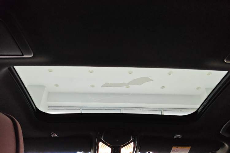 Used BMW 5 Series 2023 530Li Luxury Edition M Sport Package Headliner