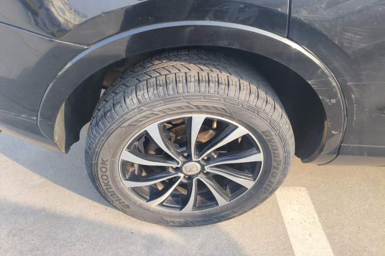 Used Zotye SR7 2016 1.5T CVT Cube Heart Edition China V Standard