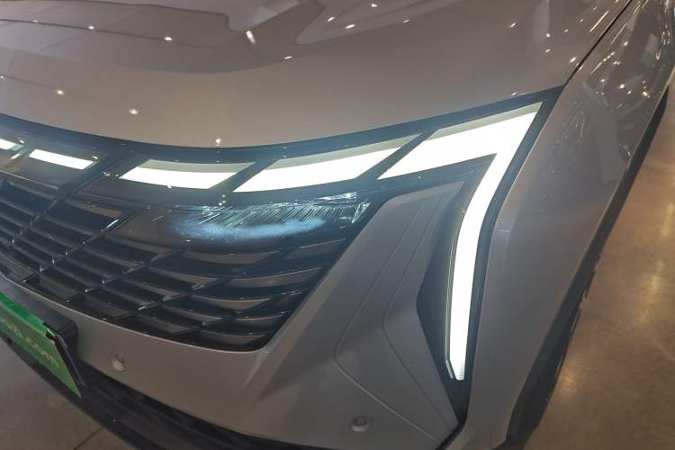 Used Geely Auto FX11 2023 1.5TD DCT Prestige Edition