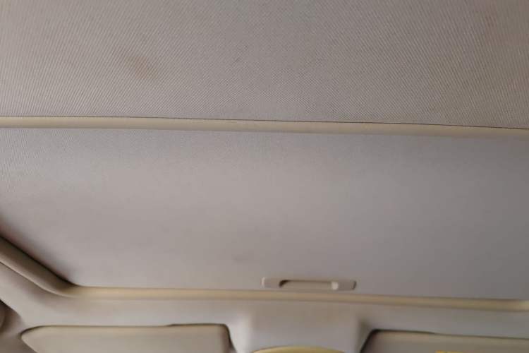 Used Peugeot 508 2013 2.0L 2nd Anniversary Edition with Automatic Sunroof – Classic Version Headliner