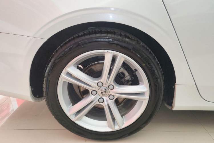 Used Volvo S90 2018 T4 Zhiyuan Edition