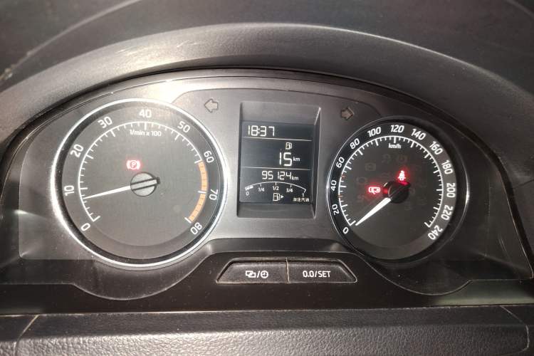Used Skoda Rapid Spaceback 2016 1.6L Manual Trend Edition Instrument Cluster