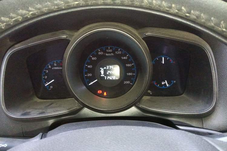 Used CHANGAN OSHAN CX70 2016 1.6L Manual Luxury Model Instrument Cluster