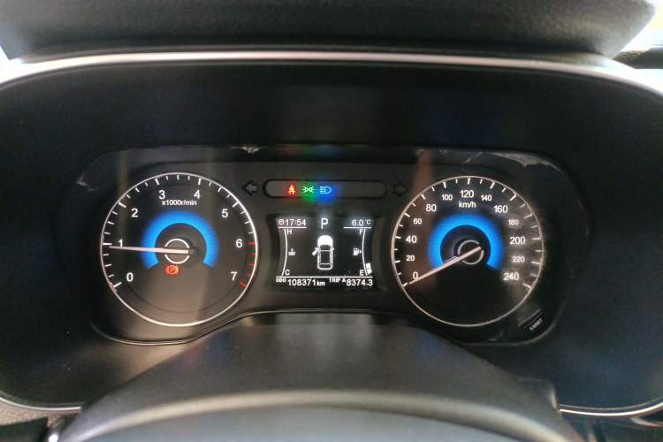 Used Dongfeng Fengon 580 2017 1.5T CVT Smart Style Model Instrument Cluster