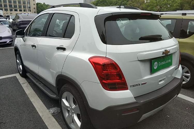 Used Chevrolet Trax 2016 1.4T Automatic Two-Wheel Drive Luxury Version Rear Left 45 Deg