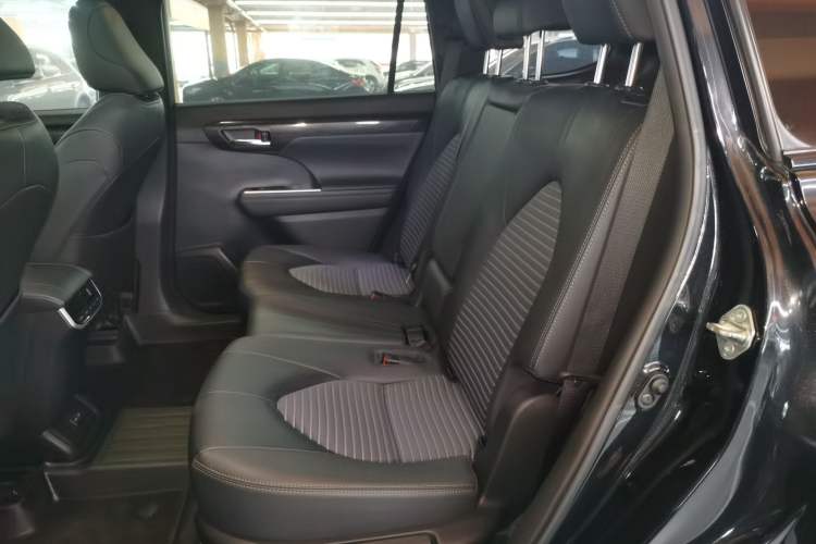 Used Toyota Crown Kluger 2021 2.5L HEV Four-Wheel Drive Premium Edition
