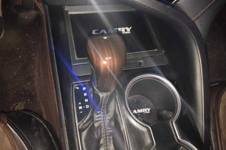 Used Toyota Camry 2021 2.0G Luxury Edition