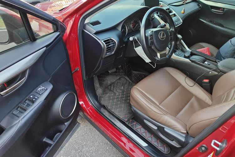 Used Lexus NX 2015 200 Front-Wheel Drive X-Trail SE Edition