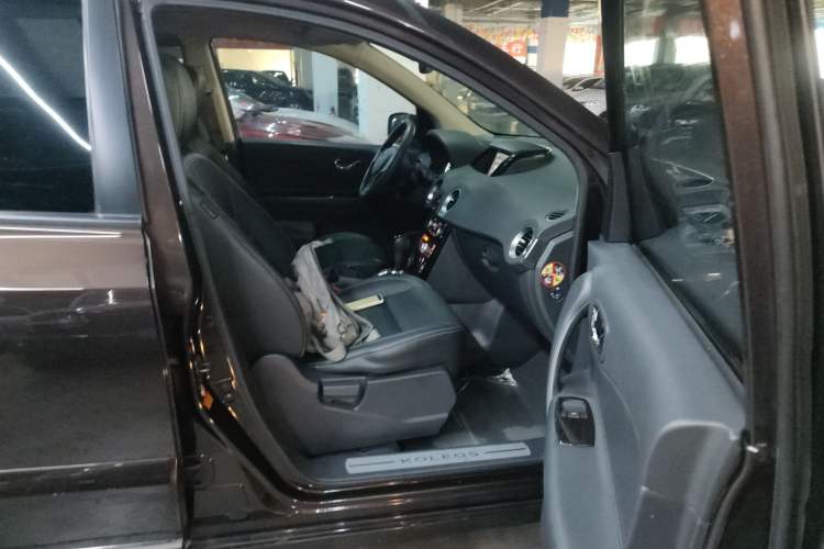 Used Renault Koleos 2014 2.0L Two-Wheel Drive Comfort Edition
