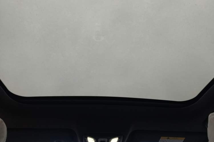 Used Changan UNI-V 2024 1.5T Prestige Edition