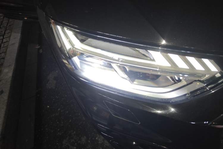 Used Audi Q5L 2022 Updated 45T Prestige Dynamic Edition Right Front Headlight