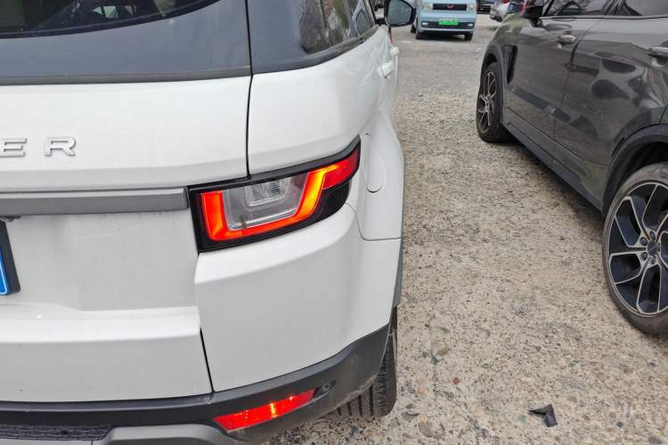 Used Land Rover Range Evoque 2018 240 PS SE Smart Brilliance Edition Right Rear Taillight