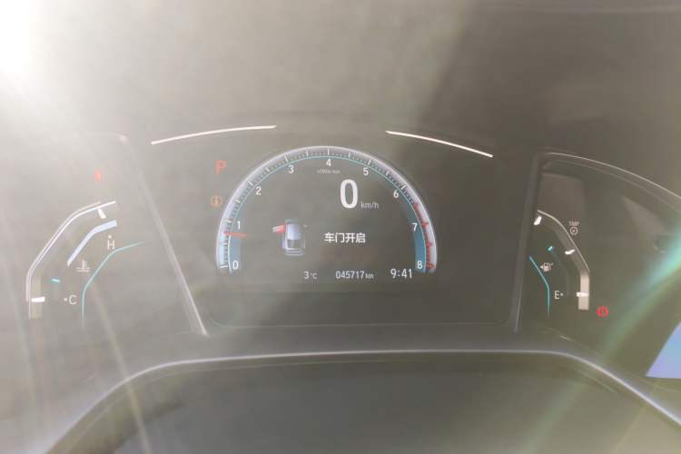 Used Honda Civic 2021 HATCHBACK 220TURBO CVT New Trendsetter Instrument Cluster