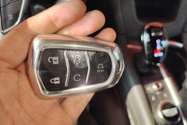 Used Cadillac XT5 2021 2.0T Two-Wheel Drive Luxury Version