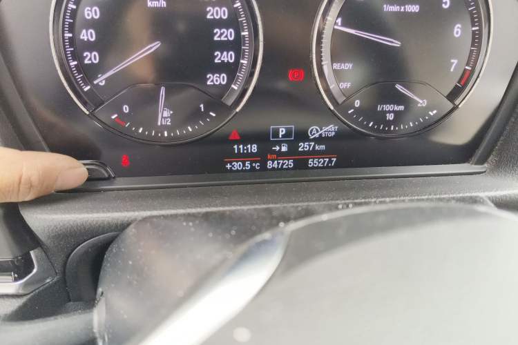 Used BMW 1 Series 2020 120i Fashion Model Odometer Close Up