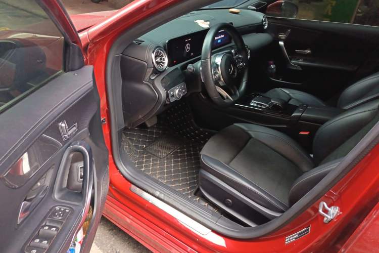 Used Mercedes-Benz A-Class 2019 A 200 L Sport Sedan First Edition Special Edition Driver Seat