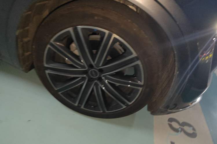 Used Hima Luxeed R7 2024 All-Electric 802 km Max