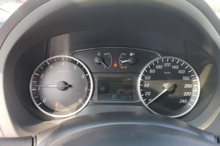 Used Nissan Sylphy 2019 1.6XV CVT Smart Connect Luxury Edition China VI Standard