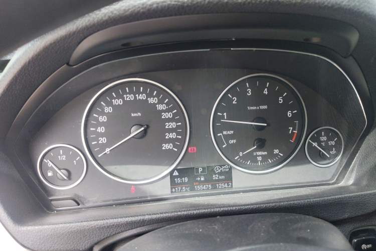 Used BMW 3 Series 2016 320Li Ambition Model
