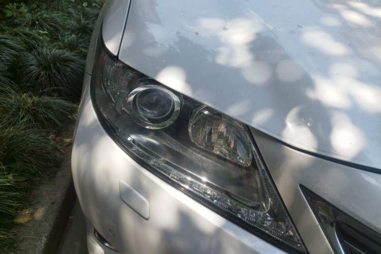 Used Lexus ES 2014 300h Elite Edition
