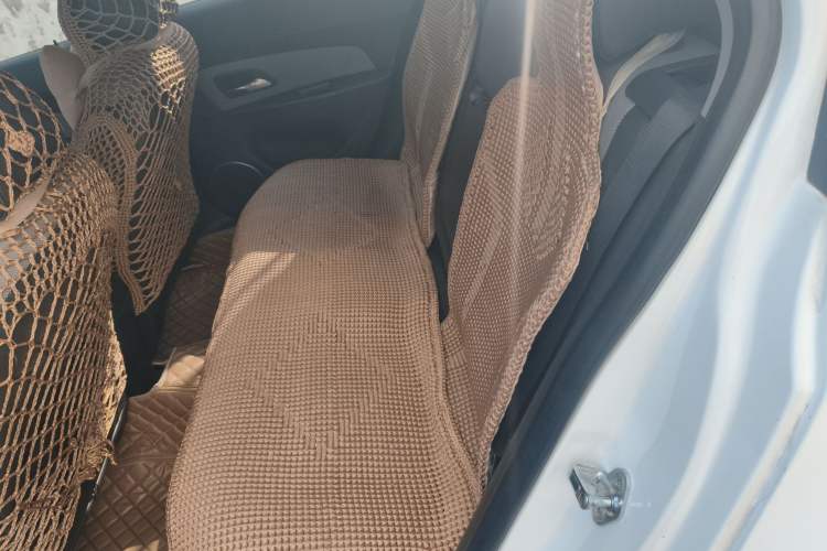 Used Chevrolet Cruze 2013 1.8L SE AT
