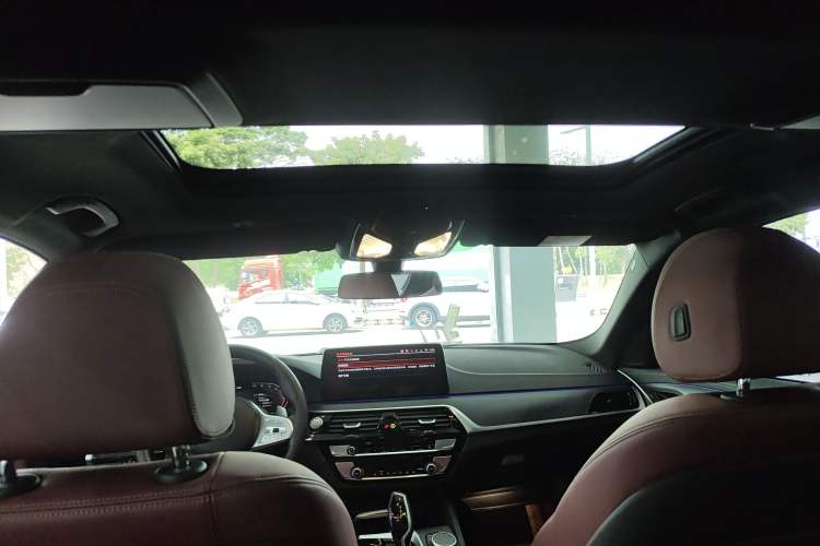 Used BMW 5 Series 2023 Restyled 530Li Leading Edition M Sport Package