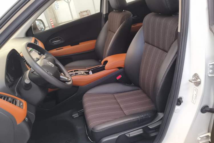 Used Honda Vezel 2017 1.8L CVT Front-Wheel Drive Pioneer Edition