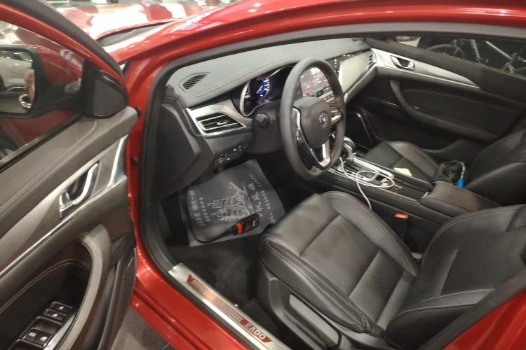 Used CHANGAN Eado 2018 1.6L GDI Automatic Fashion Edition
