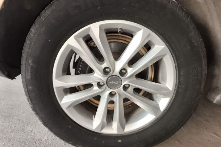 Used Zotye T600 Coupe 2017 1.5T Manual Luxury Model Exterior 8