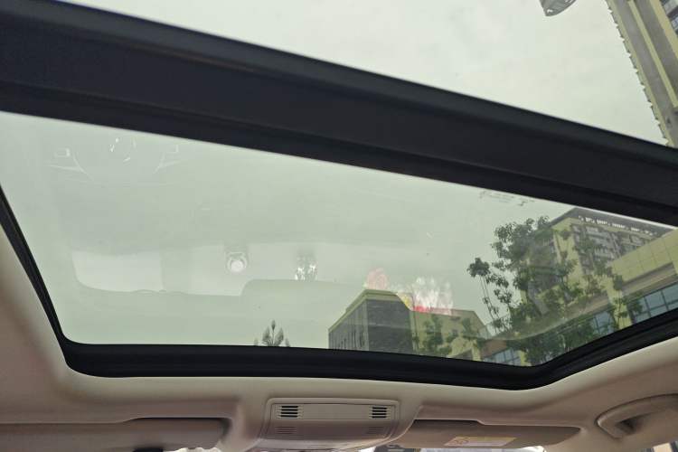 Used Volkswagen T-ROC 2022 280TSI DSG Two-Wheel Drive Comfort PLUS