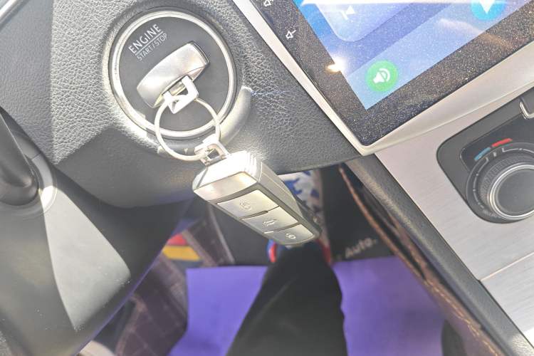 Used Volkswagen Magotan 2016 1.8TSI Smart Comfort Model Vehicle Key