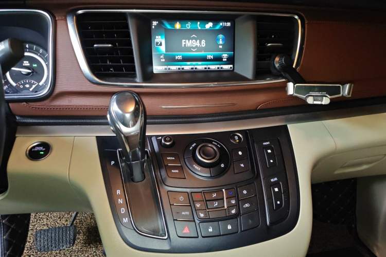 Used Buick GL8 2018 28T Prestige Version China VI Standard