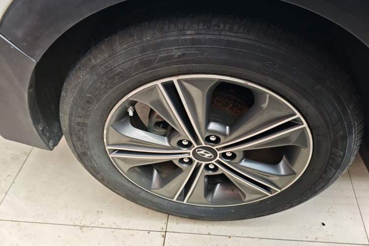 Used Hyundai ix25 2015 1.6L Automatic Two-Wheel Drive Smart GLS Trim
