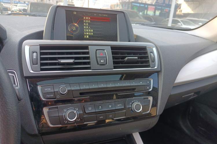 Used BMW 1 Series (Import) 2016 118i Urban Design Package